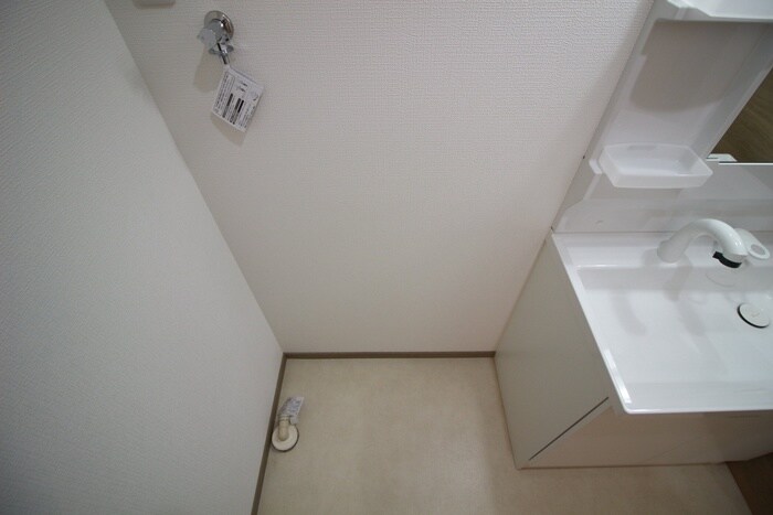 コンフォール鳴浜の物件内観写真