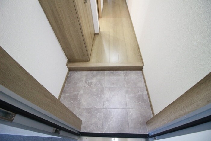 コンフォール鳴浜の物件内観写真