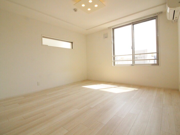 LUORE吹上の物件内観写真