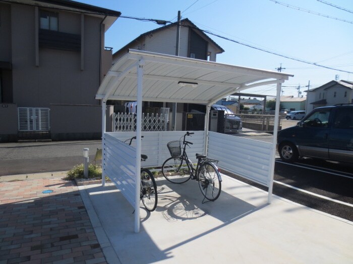 リヤンの物件外観写真