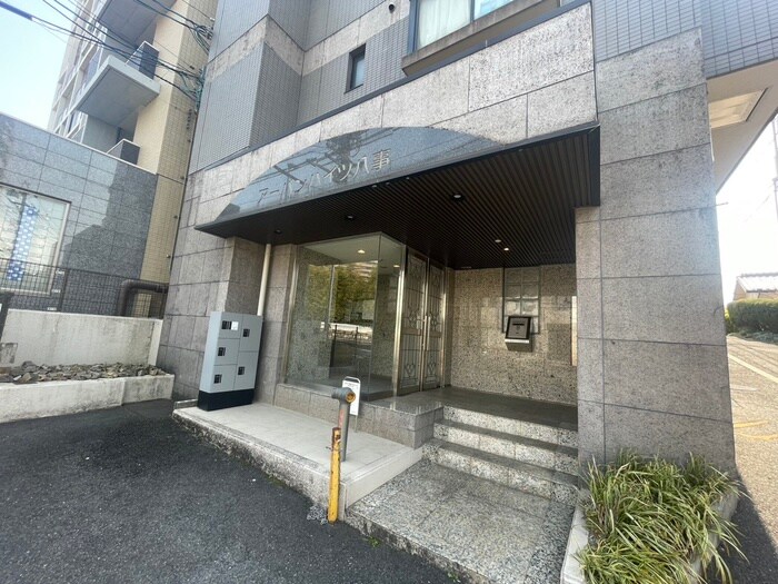 ア－バンハイツ八事の物件外観写真