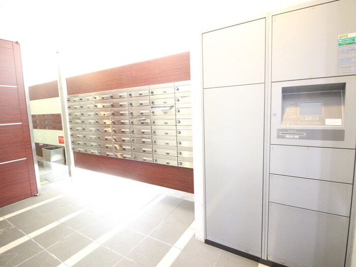 LUMINOUS東別院の物件外観写真