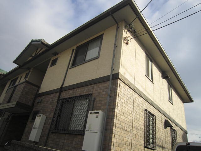 アザレアの物件外観写真