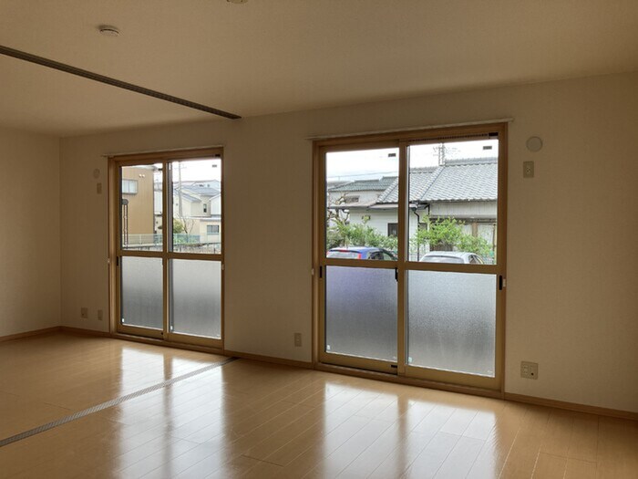 アザレアの物件内観写真