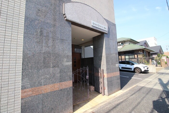 グランシャリオ長谷の物件外観写真