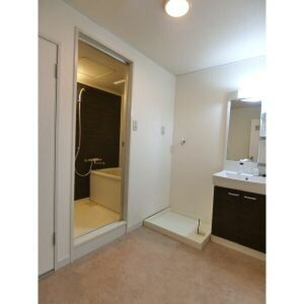 パ－クサイドメゾン伏見の物件内観写真