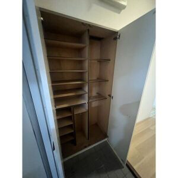 パ－クサイドメゾン伏見の物件内観写真