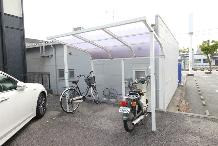 コーポラスウイングの物件外観写真