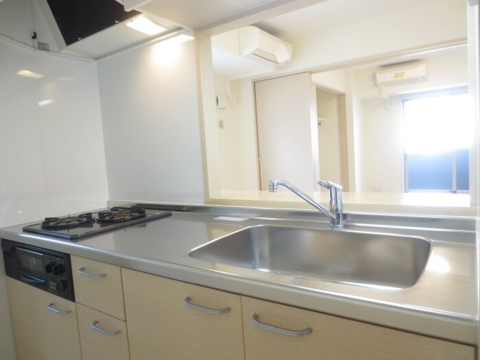 カスタリア栄の物件内観写真