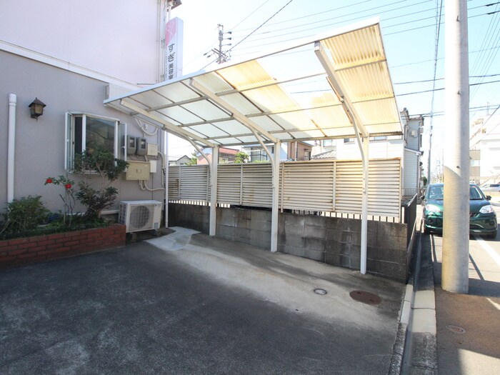 コ－ポラフの物件外観写真