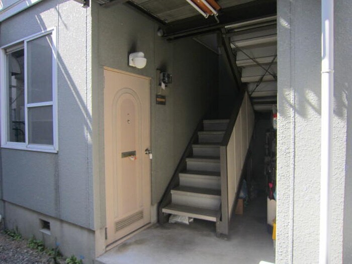 コ－ポラフの物件外観写真