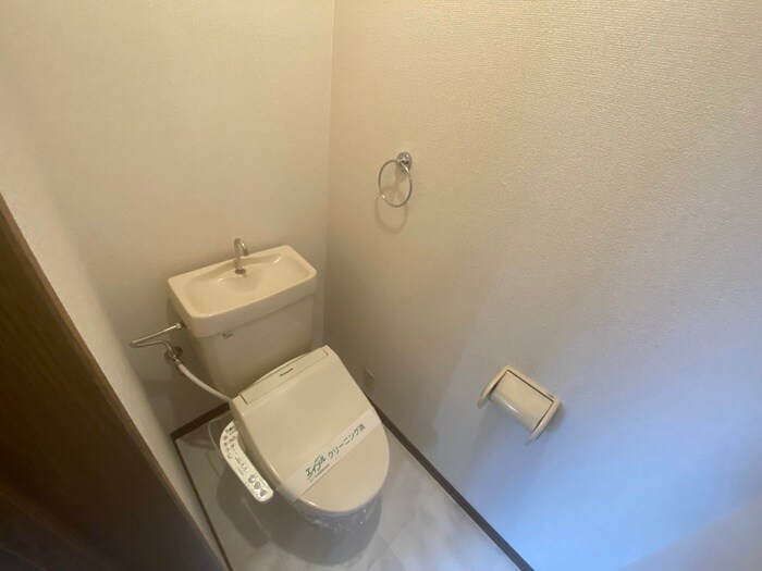 ユーハイツパーシモンの物件内観写真