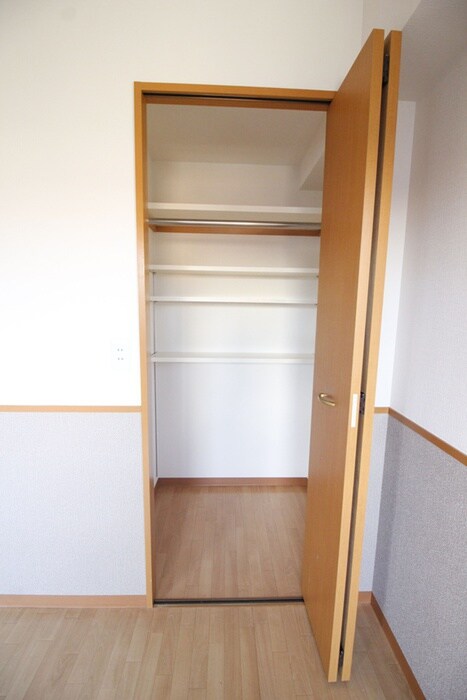 ラフィネ清華の物件内観写真