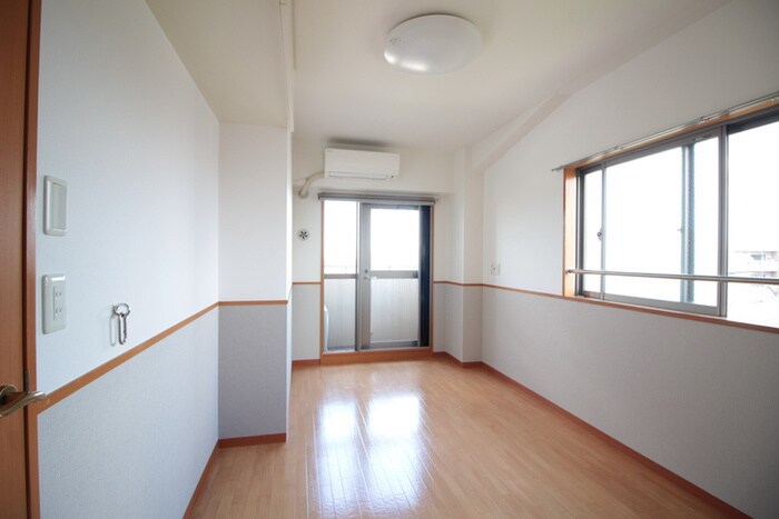 ラフィネ清華の物件内観写真