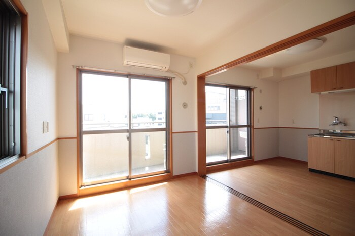 ラフィネ清華の物件内観写真