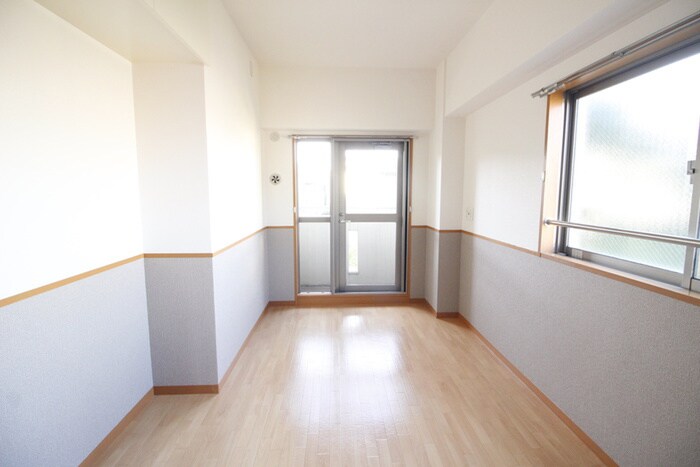 ラフィネ清華の物件内観写真