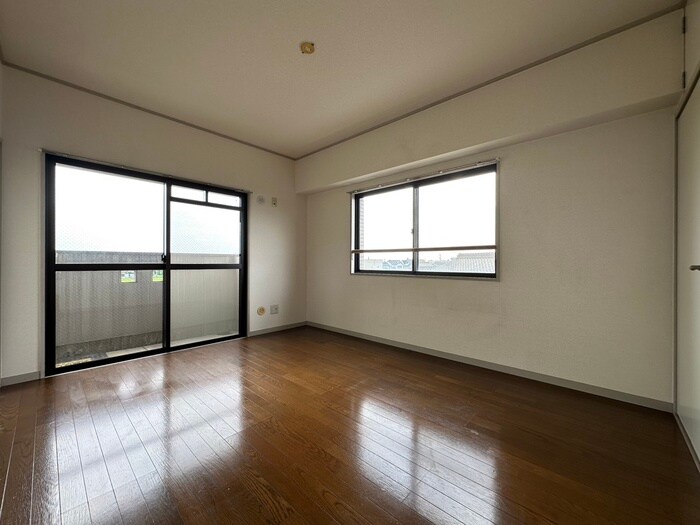 ヴァンコーポ大赤見の物件内観写真