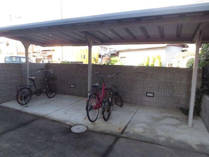 グリーンハイム三軒の物件外観写真