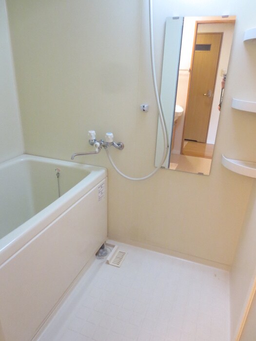 グリーンハイム三軒の物件内観写真