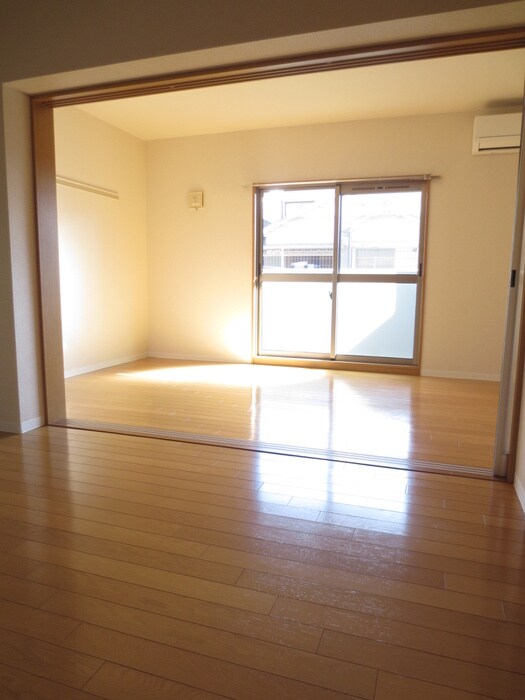 グリーンハイム三軒の物件内観写真