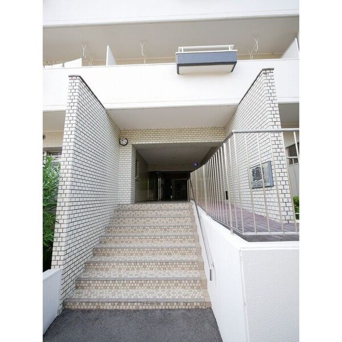 ﾗｲｵﾝｽﾞﾏﾝｼｮﾝ星ヶ丘(501)の物件外観写真