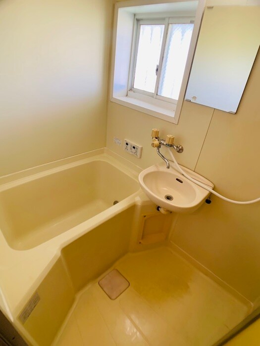 ハイツ中狭間の物件内観写真