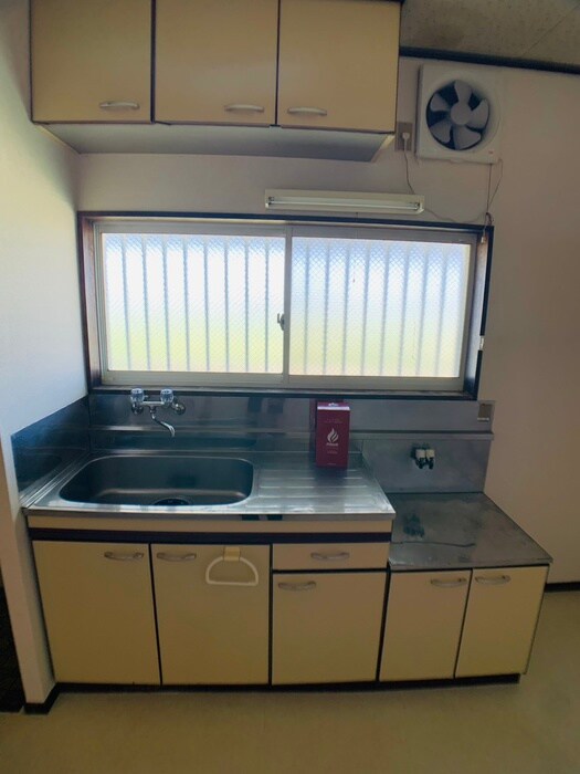 ハイツ中狭間の物件内観写真