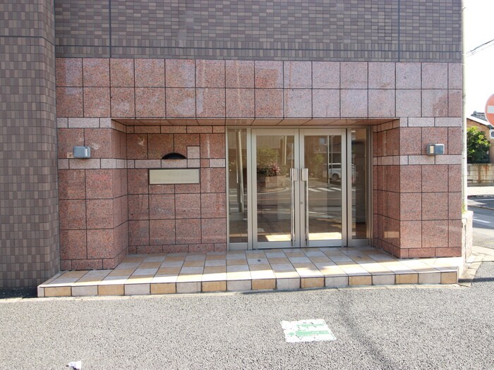 グランド・ノーザンクロスの物件外観写真