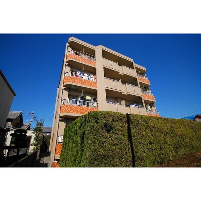 シャトー東山の物件外観写真