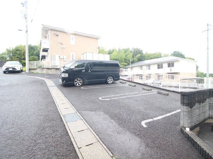 サフィニアガーデンB棟の物件外観写真