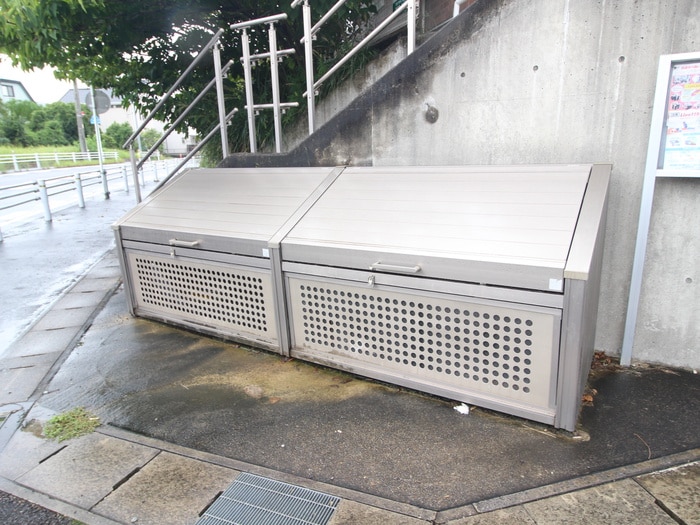 サフィニアガーデンB棟の物件外観写真