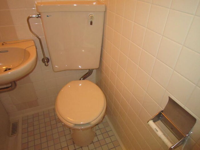 ロイヤルハイツ２の物件内観写真