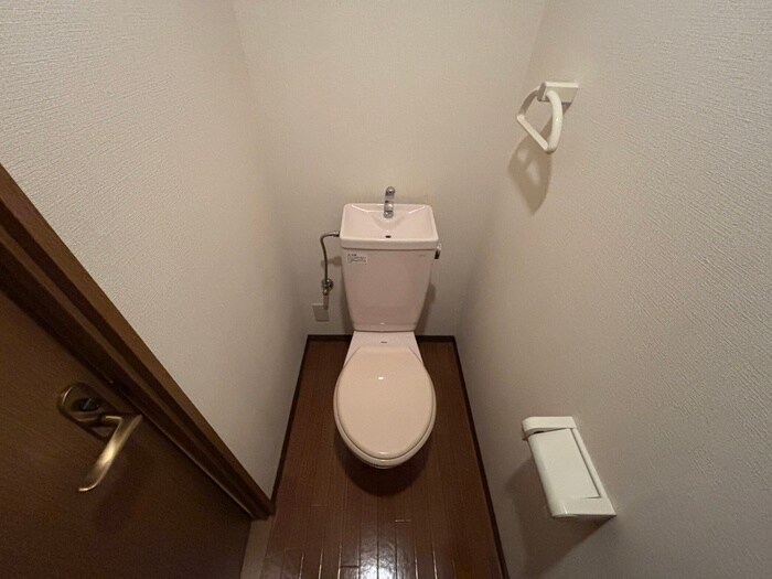 シェソワ名高山の物件内観写真