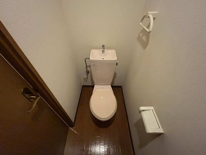 シェソワ名高山の物件内観写真