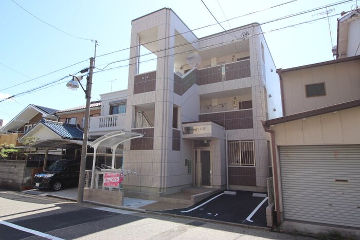 アールコート本陣の物件外観写真