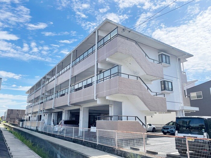 アーバンハイツの物件外観写真