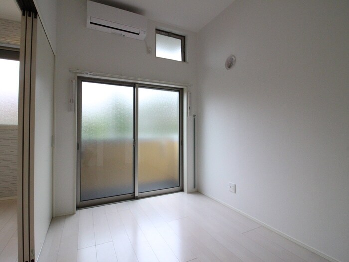 クレインハイツ本陣の物件内観写真