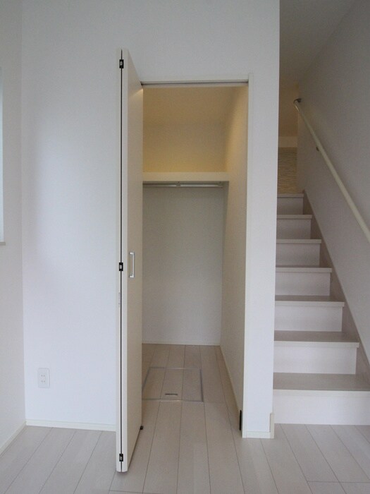 クレインハイツ本陣の物件内観写真