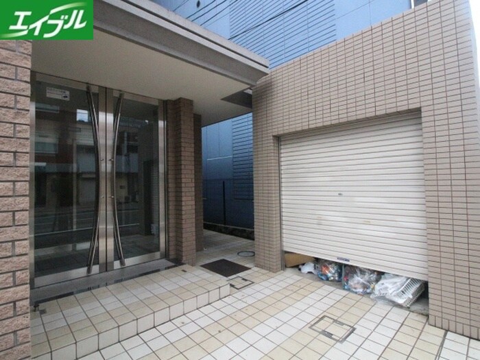 エピュレの物件外観写真