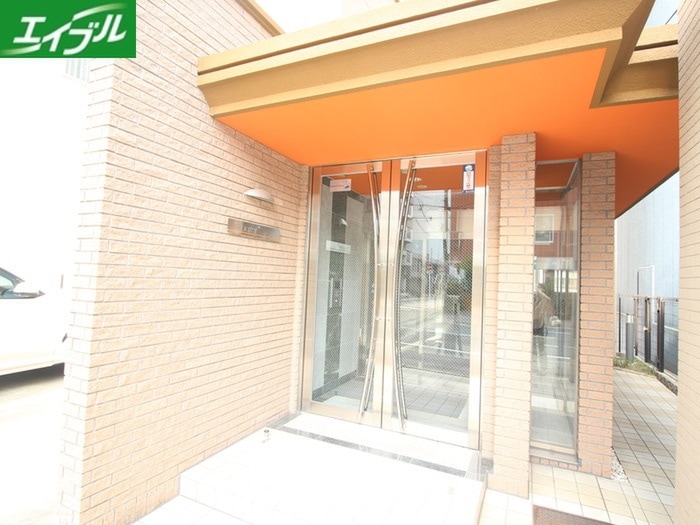 エピュレの物件外観写真