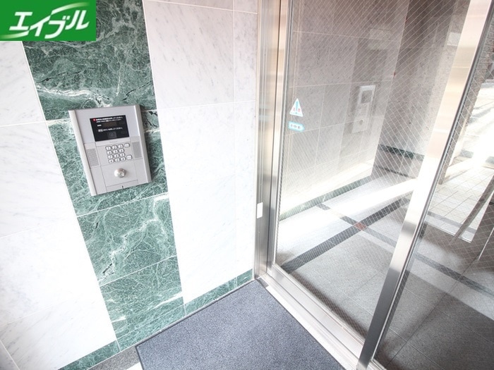 エピュレの物件外観写真