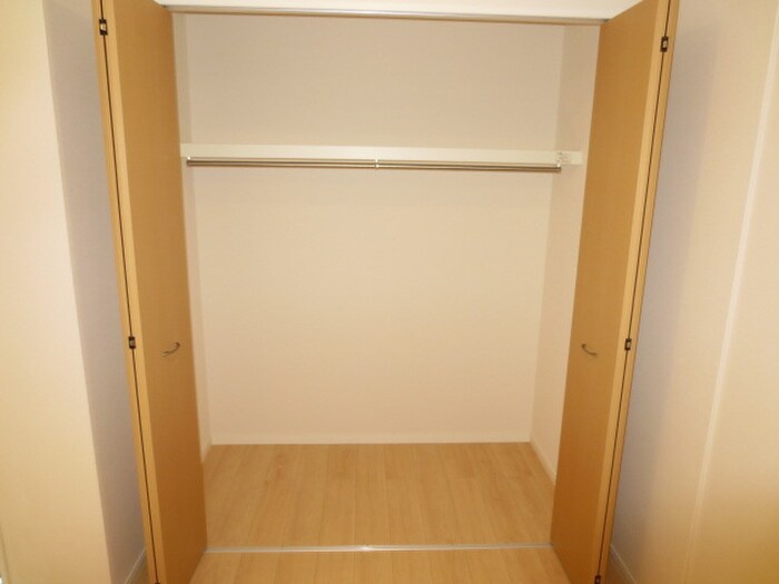 オ　ソレイユ呼続の物件内観写真