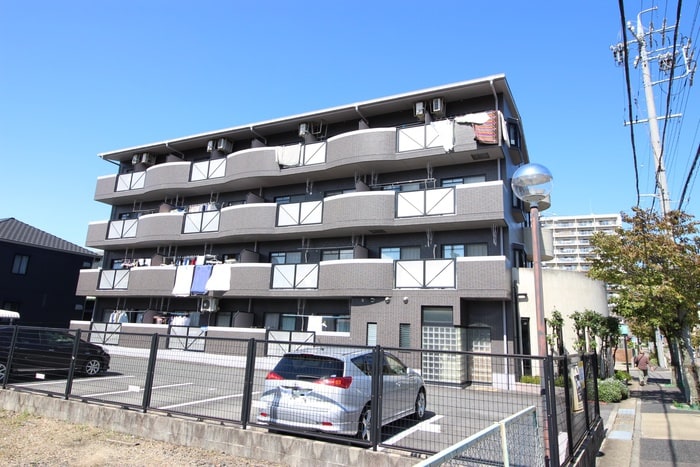 グローバルハウスＭの物件外観写真