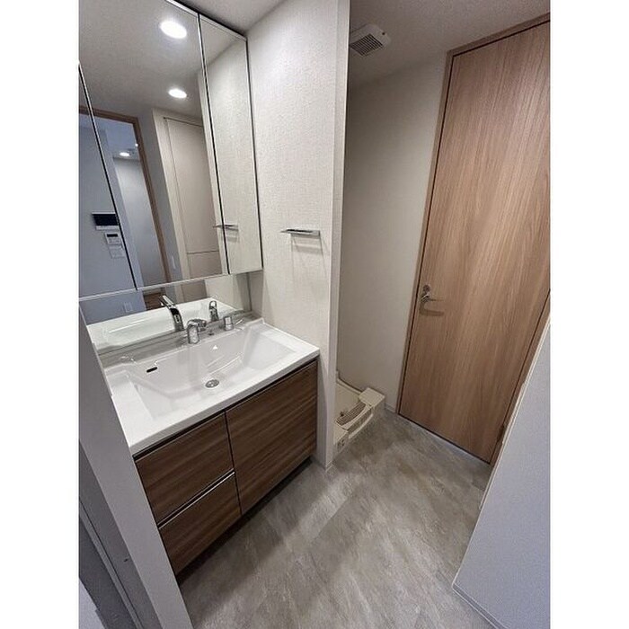 ｵｰﾌﾟﾝﾚｼﾞﾃﾞﾝｼｱ名駅南ｸﾞﾗﾝｱｰﾄの物件内観写真