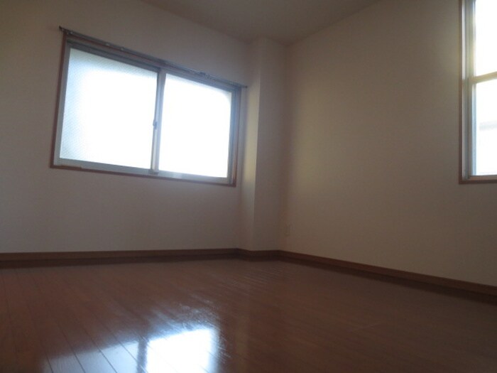 ＡＲＫ　ＰＬＡＴＺの物件内観写真