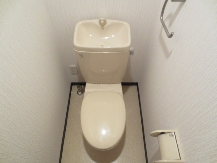 ＡＲＫ　ＰＬＡＴＺの物件内観写真