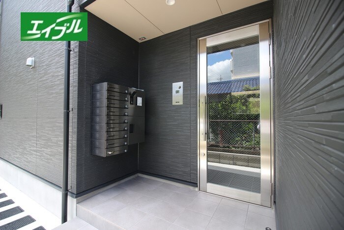 CRASTINE弥生町B棟の物件外観写真