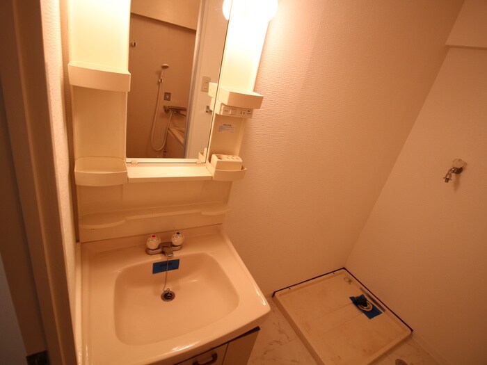 アベニュ－泉の物件内観写真