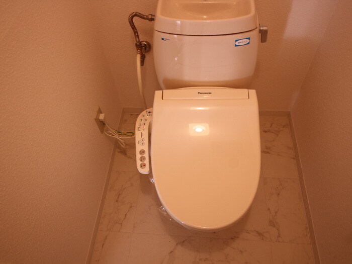 アベニュ－泉の物件内観写真