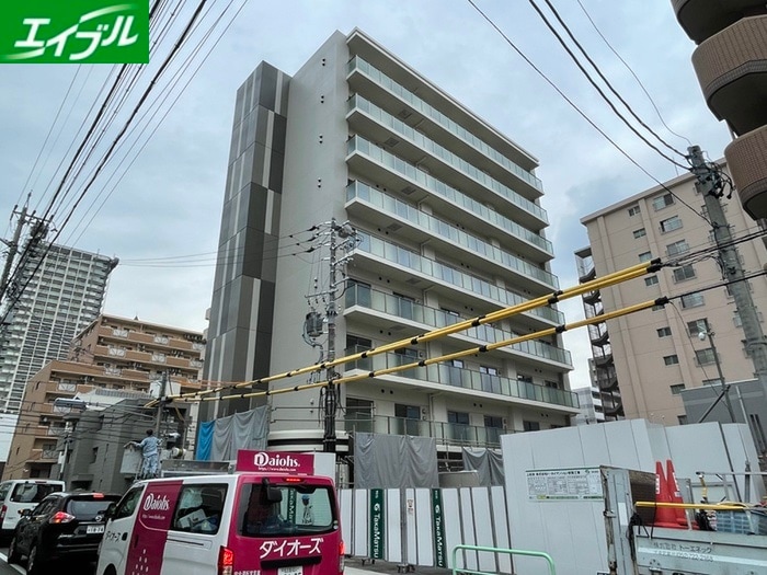 エクラン上前津の物件外観写真